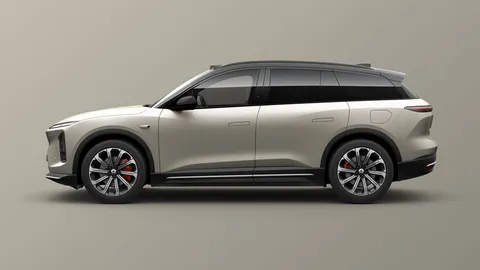 SUV hạng D mạnh 489 mã lực, trang vượt xa Hyundai Santa Fe, giá hơn 1,2 tỷ đồng