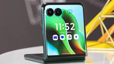 Trên tay smartphone màn hình gập, chống nước, cấu hình ‘siêu khủng’, tích hợp AI, giá hơn 30 triệu đồng