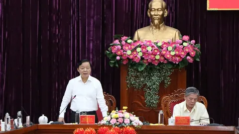 Phó Thủ tướng Trần Hồng Hà: Bố trí nhân sự theo phương thức 'cầm tay chỉ việc'