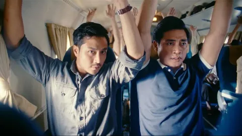 'Hy vọng': Bản nhạc kết nối quá khứ và hiện tại, lan toả tinh thần bảo vệ bàu trời trong 'Tử chiến trên không'