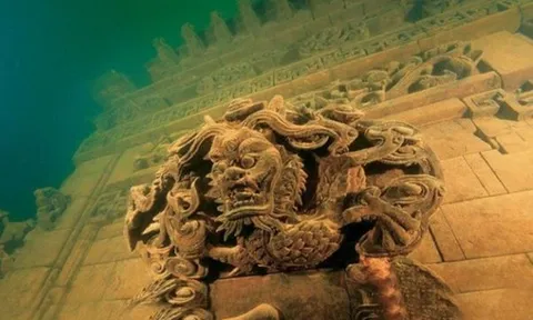 Top 3 nơi bí ẩn nhất Trung Quốc: Số 1 hiếm ai đến được, số 3 có cả gia đình quái vật sinh sống?