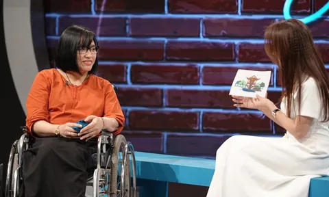 Người phụ nữ liệt hai chân tìm lại động lực sống từ những mảnh vải vụn