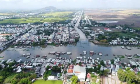 Kênh đào lớn nhất lịch sử phong kiến Việt Nam, chiều dài gần 90km, huy động hơn 90.000 dân binh làm việc trong suốt 5 năm