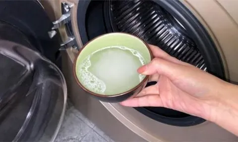 Thêm một bát nước 'thần thánh' này vào máy giặt, quần áo từ ố vàng cũng sẽ trắng sạch như mới