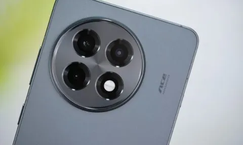 Vua Android màn nhỏ mới sắp trình làng, trang bị out trình Galaxy S24 Ultra, sang xịn mịn giá cực rẻ