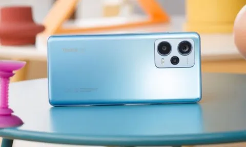 Redmi Note 12 Pro 5G giảm khủng, rẻ bằng nửa iPhone 11, chiến game mạnh bạo, át vía Galaxy A55