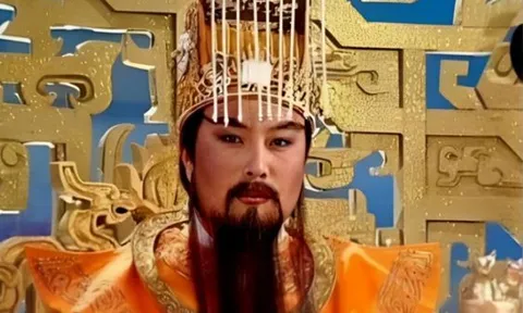 Diễn viên duy nhất trên thế giới bị in ảnh lên tiền âm phủ, đa số người Việt Nam nào cũng biết