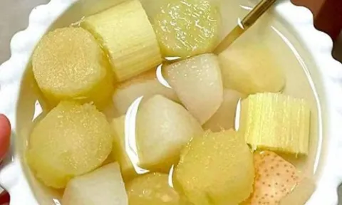 Mùa đông nấu mía có tác dụng rất tốt, làm ẩm da khô mùa đông, giải độc, bồi bổ dạ dày. Thật đáng tiếc nếu không biết