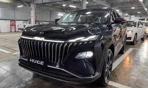 Loạt ô tô Dongfeng trình làng tại Việt Nam: Có cả xe điện, hybrid và xe xăng