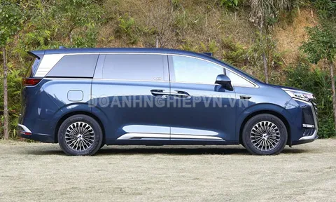 Xe MPV ‘trên cơ’ Toyota Alphard, giá hơn 1,1 tỷ đồng