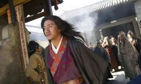 Tiêu Phong đại chiến ngũ tuyệt: Thần công bí ẩn Kim Dung "trao" có đủ sức khuynh đảo Hoa Sơn luận kiếm?