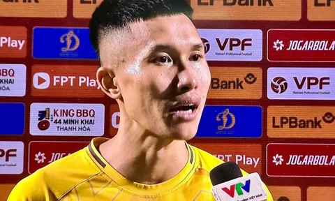 Gây sốt ở giải Đông Nam Á, trò cưng HLV Kim Sang-sik lại khiến NHM ngỡ ngàng tại V.League