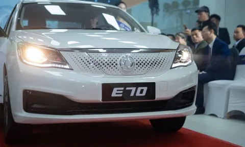 Mẫu sedan hạng C mới tinh ra mắt tại Việt Nam: Hạ 'knock out' Mazda 3 và KIA K3, giá 689 triệu đồng