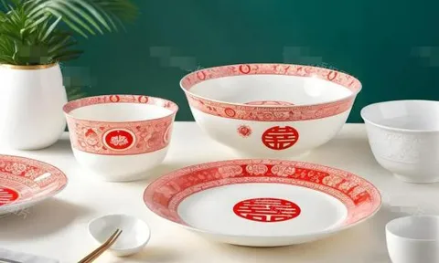 Tại sao phải “thêm bát mới” trong dịp Tết Nguyên đán? Đó thực sự không phải là mê tín