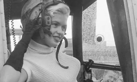 Lạnh gáy câu chuyện người phụ nữ đầu tiên nâng ngực trên thế giới, cái giá phải trả quá đắt đỏ