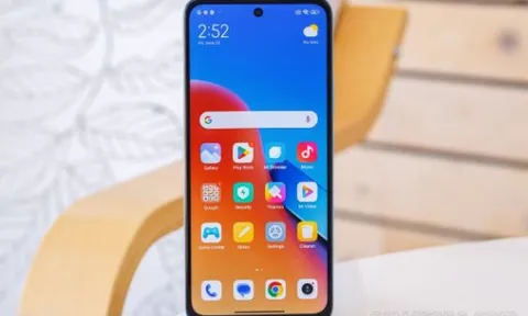 Còn hơn cả rẻ Redmi 12 hạ giá siêu rẻ, trang bi chiến như tầm trung, thiết kế như iPhone 12 Pro Max