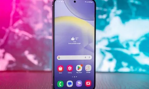 Siêu phẩm AI màn lớn Galaxy S24 Plus giảm sâu cả chục triệu khiến iPhone 16 Plus đuổi không kịp