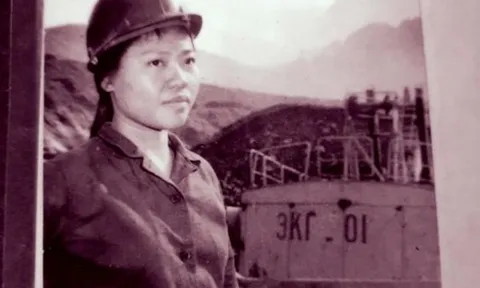 Chân dung nữ Anh hùng lái máy xúc duy nhất ở Việt Nam, là con nuôi của Thủ tướng Phạm Văn Đồng