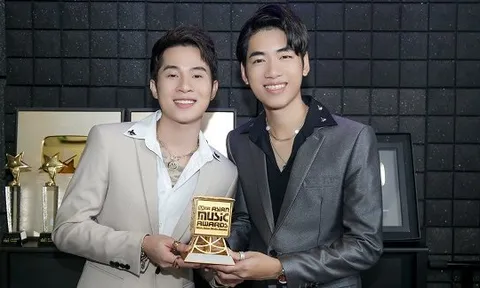 Sự đối lập giữa Jack - K-ICM: Người chung thuỷ với bạn gái từ lớp 11, người bỏ con, cắm sừng bạn gái