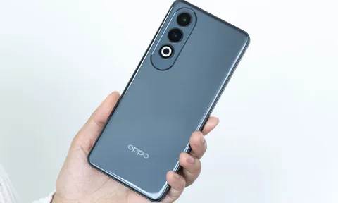 Smartphone Oppo cấu hình ‘khủng’, chống nước, pin 6.400 mAh, giá rẻ bất ngờ