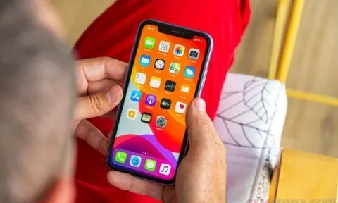 iPhone 11 suýt soát 8 triệu đồng, vua iPhone giá rẻ nhất Việt Nam, camera xịn chụp đẹp như iPhone 16