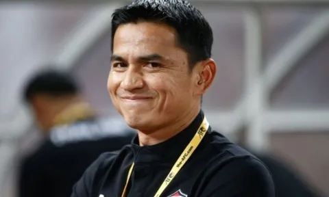 ĐT Việt Nam lên đỉnh Đông Nam Á, HLV Kiatisak bất ngờ thừa nhận sự thật phũ phàng