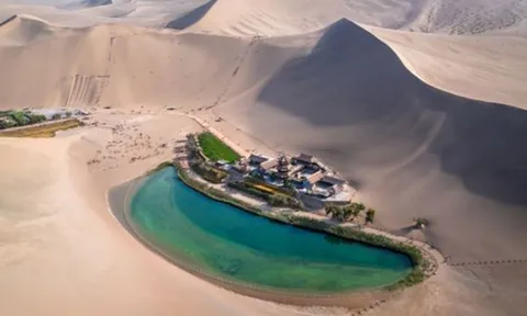 Tiết lộ ốc đảo giữa sa mạc lớn nhất châu Á: Tồn tại khoảng 2.000 năm, được mệnh danh ‘thiên đường’