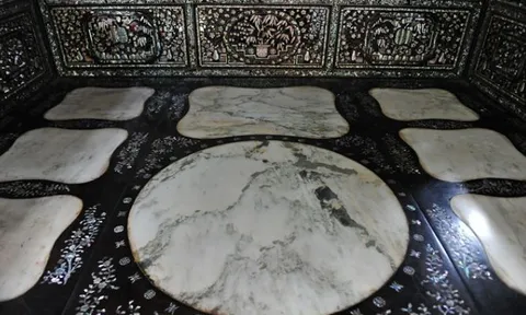 Chiếc giường gỗ có giá trị nhất miền Tây: Chế tác bằng gỗ quý hàng đầu Việt Nam, trả 3 tỷ không bán