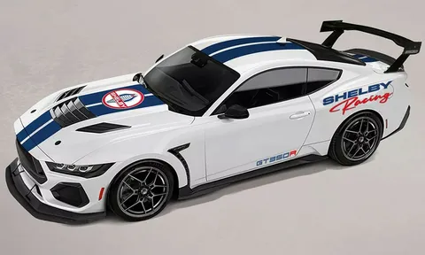 Xe thể thao công suất 830 mã lực, thiết kế hầm hố, giá hơn 2,6 tỷ đồng