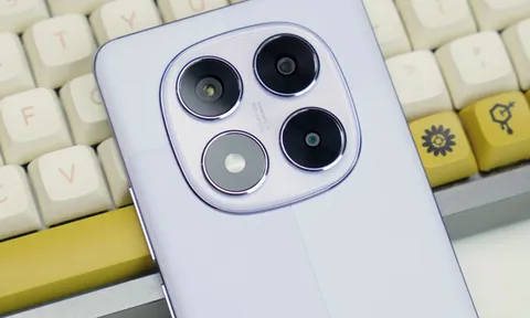 Trên tay smartphone chống nước, cấu hình ‘khủng’, camera 200MP, giá 9,49 triệu tại Việt Nam