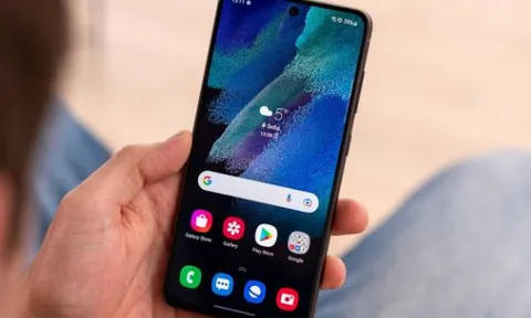 Galaxy S21 FE giá cực thấp, tinh hoa cao cấp một thời của Samsung nay rẻ như bèo vẫn hơn iPhone 16