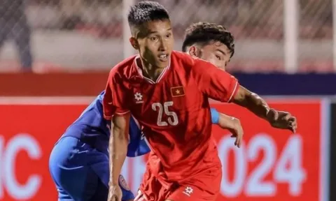 'Trò cưng' HLV Kim Sang-sik chính thức bị gạch tên, 'công thần' ĐT Việt Nam thừa nhận một điều