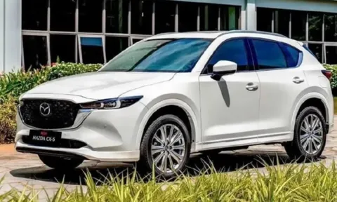 Giá lăn bánh Mazda CX-5 mới nhất cuối tháng 1/2025 ở mức cực rẻ, đè bẹp hoàn toàn Honda CR-V