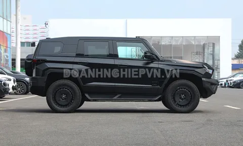 SUV địa hình ‘chất’ hơn Mercedes-Benz G63, công suất 1.088 mã lực, giá gần 2,1 tỷ đồng