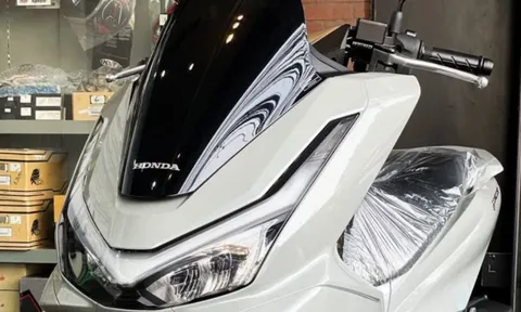 Honda chính thức mở bán ‘vua xe ga’ 160cc mới thế chân SH: Có phanh ABS, màn TFT 5 inch, giá hấp dẫn