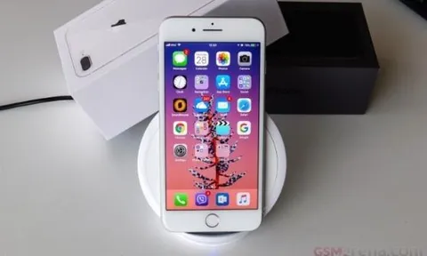 Giá iPhone 8 Plus giá rẻ sập sàn, khai xuân rẻ như cho camera chụp vẫn đẹp, liệu có đáng mua