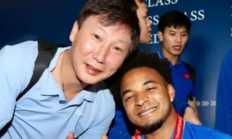 HLV Kim Sang-sik nhận cảnh báo từ VFF, lực lượng ĐT Việt Nam có biến động lớn