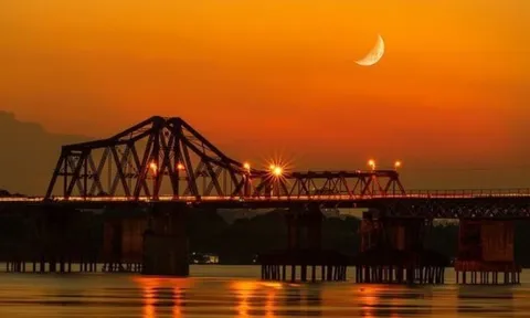 Cây cầu hiếm hoi ở Việt Nam được đi ngược chiều, từng dài thứ 2 thế giới, đặt theo tên Bộ trưởng Pháp