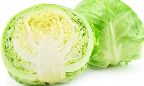 Chọn bắp cải chắc hay lỏng mới ngon? Người nông dân chỉ cách chọn chuẩn xác, mẹo hay biến bạn thành chuyên gia