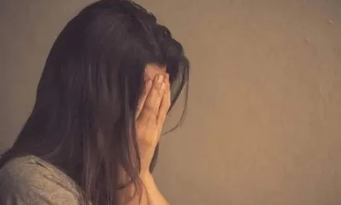 Một người phụ nữ đã ly hôn và hối hận đưa lời khuyên: Loại hành vi này của người vợ thực sự đang hủy hoại chồng