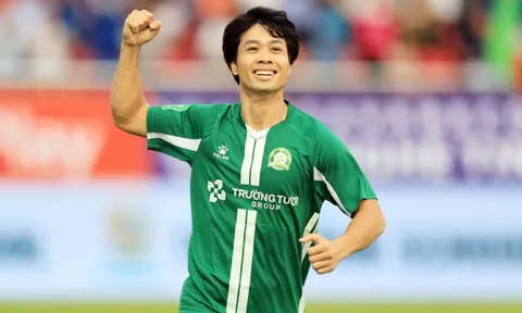 Bị HLV Kim Sang Sik ngó lơ, Công Phượng bất ngờ đứng trước cơ hội xuất ngoại Hàn Quốc lần thứ hai