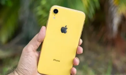 Bảng giá iPhone X khai xuân sau Tết: iPhone XR rẻ như bèo, iPhone XS Max vài triệu vẫn ngon