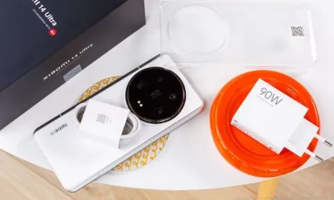 Xiaomi 14 Ultra đập hộp cực hấp dẫn sau Tết, cường giả Android khiến Galaxy S24 Ultra cũng lép vế
