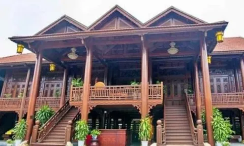 Ngôi nhà sàn gỗ lim 'khủng' nhất Việt Nam: Chi phí 200 tỷ, thuê hơn 10.000 công thợ, xây trong vòng 4 năm