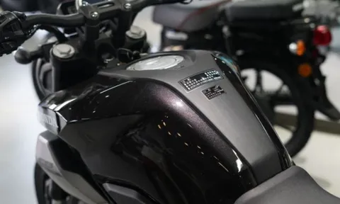 ‘Vua côn tay’ mới của Honda về đại lý giá 42 triệu đồng, đẹp lấn át Winner X, xịn hơn Yamaha Exciter