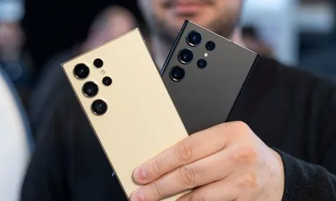 Điện thoại Samsung "cầm thích" hơn iPhone nhưng làm rơi lại dễ hỏng hơn: Nguyên nhân là gì?