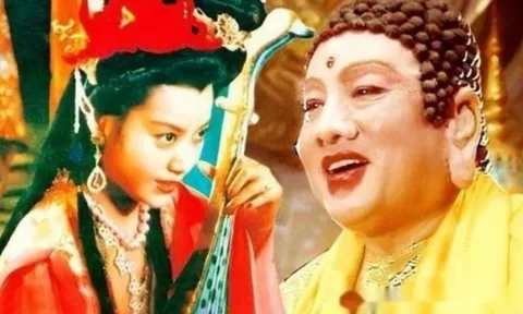 Yêu quái làm Như Lai Phật Tổ bị thương, Bồ Tát không dám động vào nàng, nhưng lại bị một con gà dọa chết