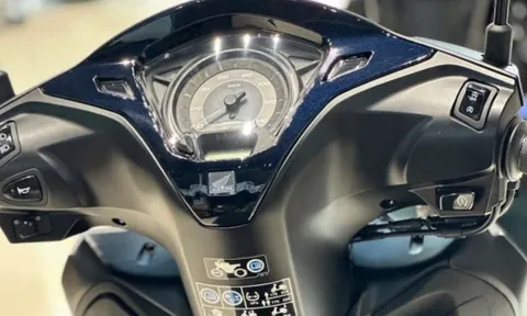 Giá xe Honda LEAD tháng 2/2025: Cực hời sau Tết, rẻ lấn át Vision, gây áp lực cho SH Mode