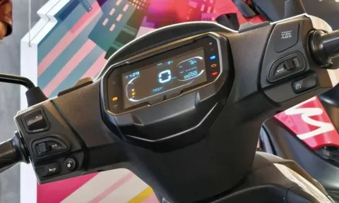 ‘Kẻ hủy diệt’ Honda SH Mode chính thức ra mắt tại Việt Nam: Có phanh ABS, màn LCD, giá 57,5 triệu đồng