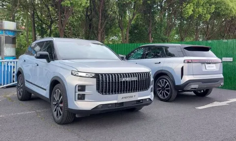 Ô tô Trung Quốc xuất khẩu kỷ lục vào Việt Nam trong tháng 1/2025